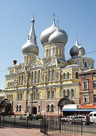 l'église Panteleymonivski